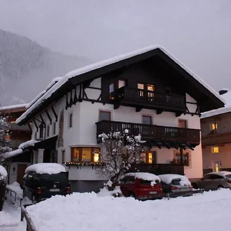 Apartment Gästehaus Huber *