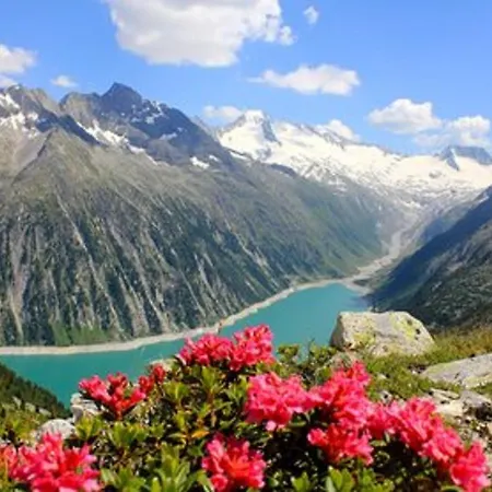 Gastehaus Huber Майрхофен